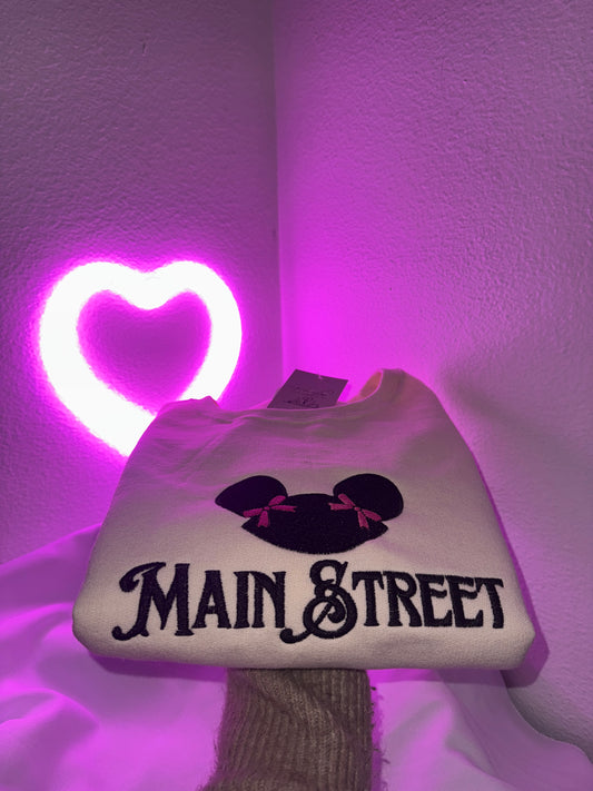 Adult Main St